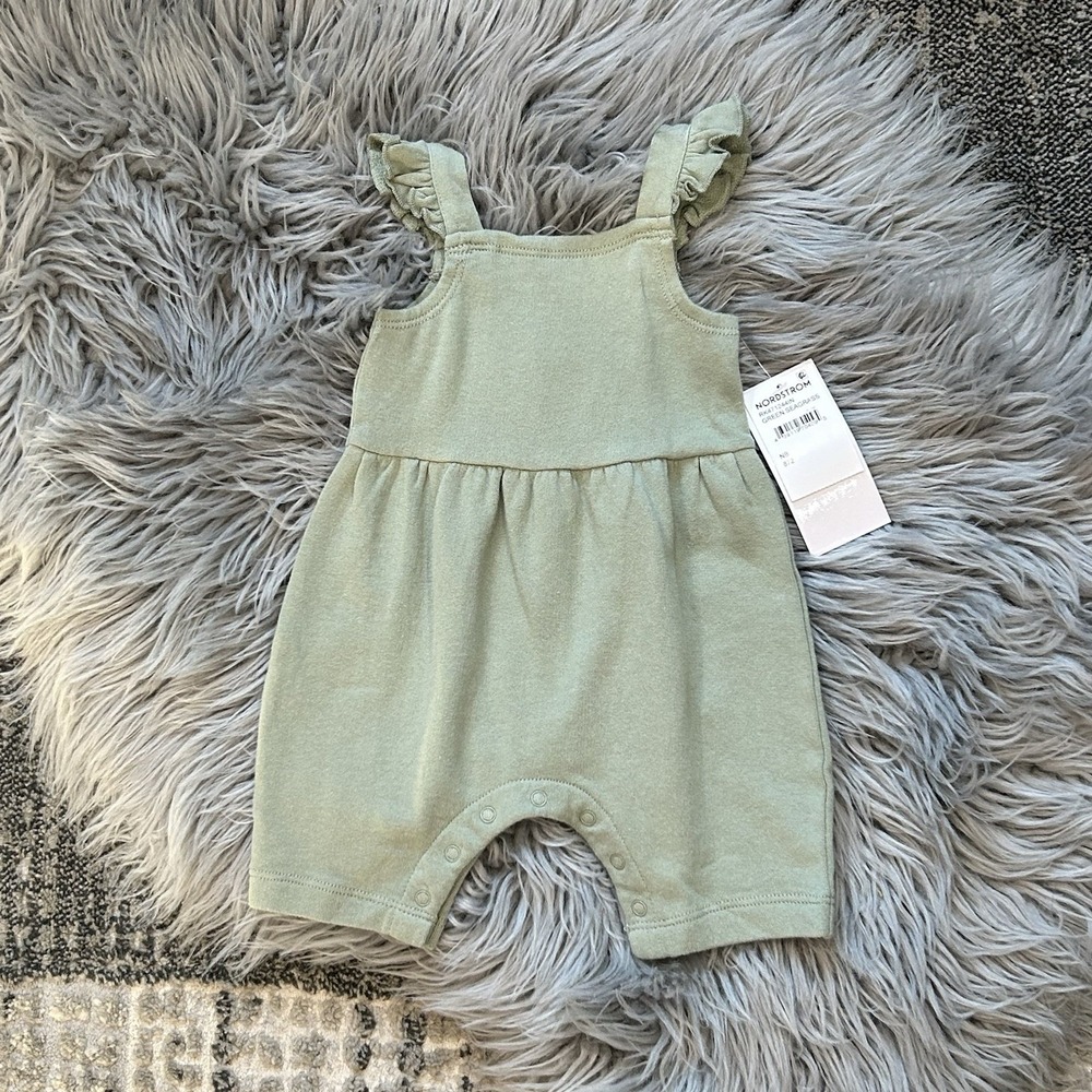 Nordstrom Rack Baby Girl Ruffle Strap Sage Long Pant Romper Size Newborn